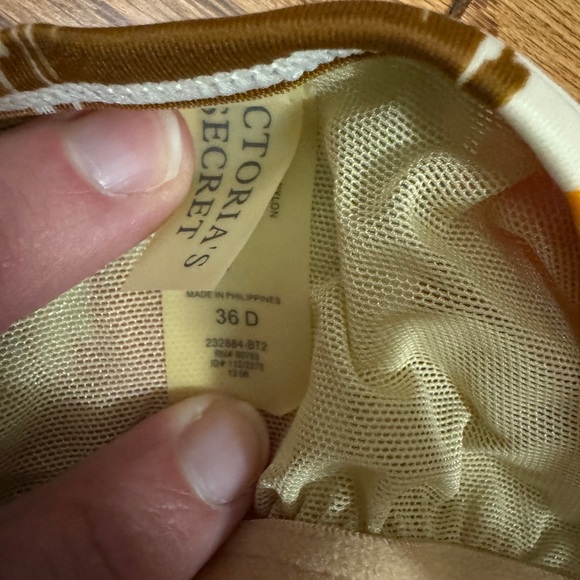 Victoria's Secret Multicolor Bikini Set - Picture 3 of 5